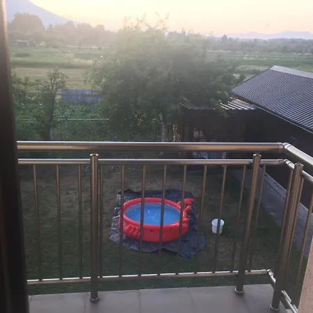Cozy 2 Bedroom *